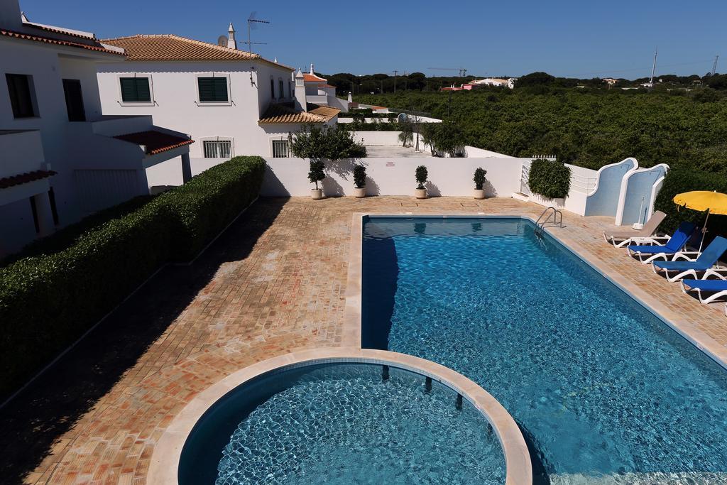Mira Parque Bed & Breakfast Albufeira Exterior photo